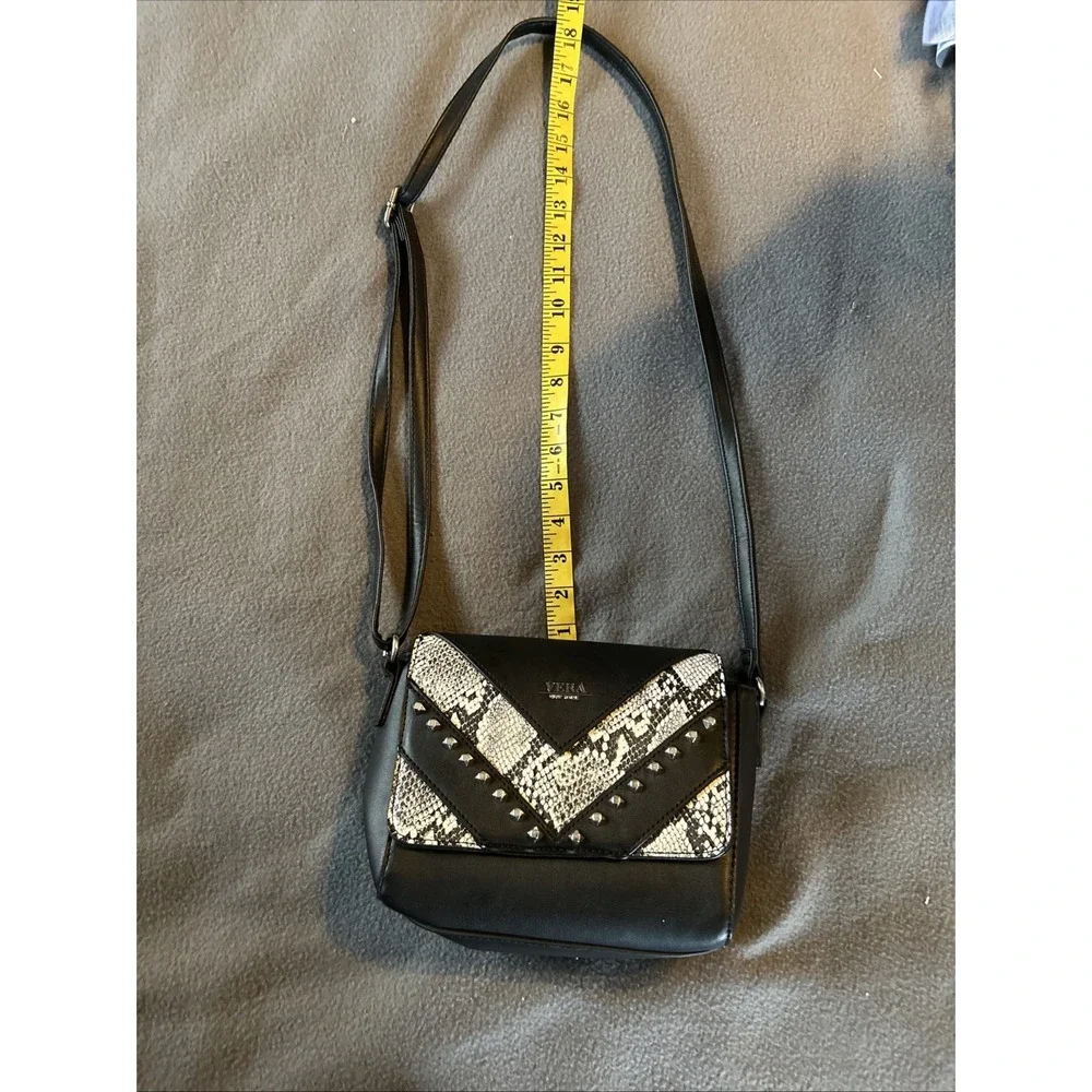 Vera New‎ York Black White Faux Snake Skin Silver Toned Studded Crossbody Purse